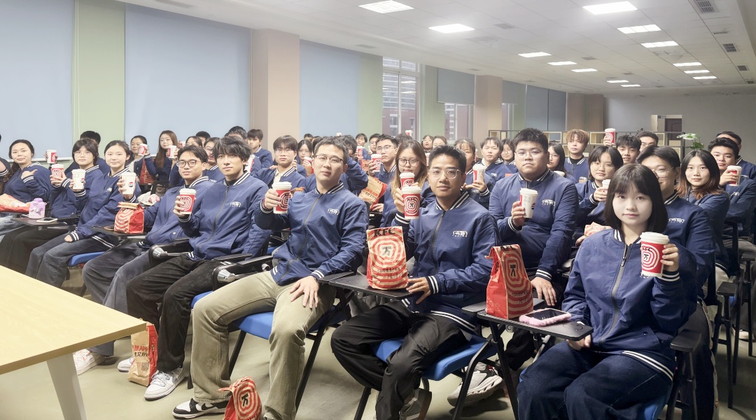 1762512723771886.jpg 合照1.jpg